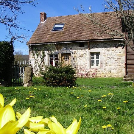 Le Trot'In Chair Bed and Breakfast Martigny-le-Comte Εξωτερικό φωτογραφία