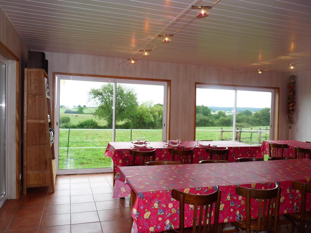 Le Trot'In Chair Bed and Breakfast Martigny-le-Comte Εξωτερικό φωτογραφία