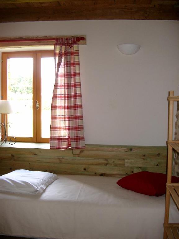 Le Trot'In Chair Bed and Breakfast Martigny-le-Comte Δωμάτιο φωτογραφία