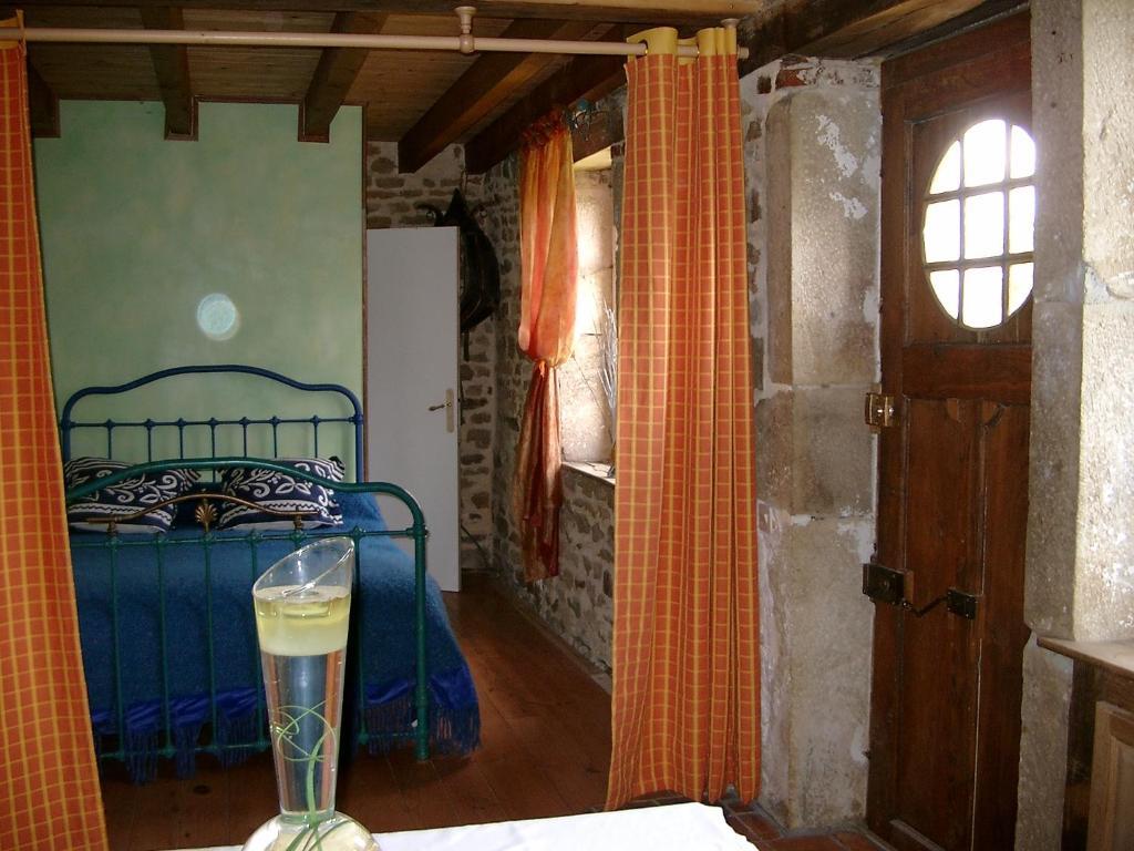 Le Trot'In Chair Bed and Breakfast Martigny-le-Comte Δωμάτιο φωτογραφία
