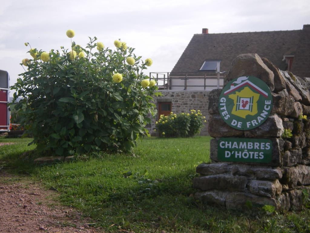 Le Trot'In Chair Bed and Breakfast Martigny-le-Comte Εξωτερικό φωτογραφία
