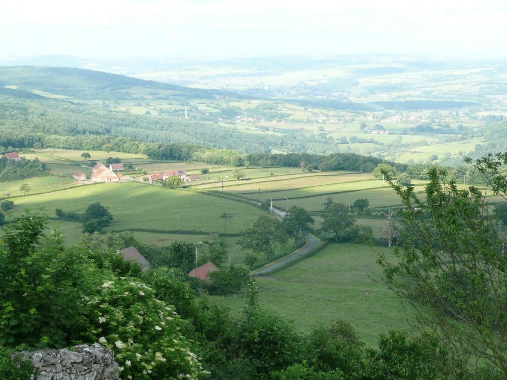 Le Trot'In Chair Bed and Breakfast Martigny-le-Comte Εξωτερικό φωτογραφία