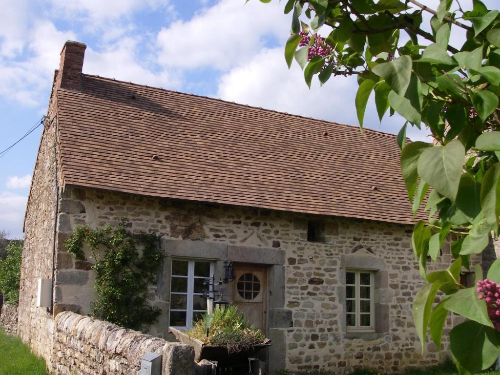Le Trot'In Chair Bed and Breakfast Martigny-le-Comte Εξωτερικό φωτογραφία